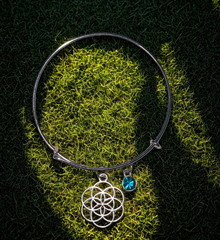Celtic Bangle - Round Knot