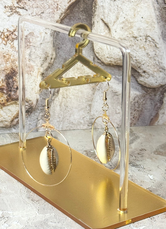 Conch Shell Hoop Dangle - Gold